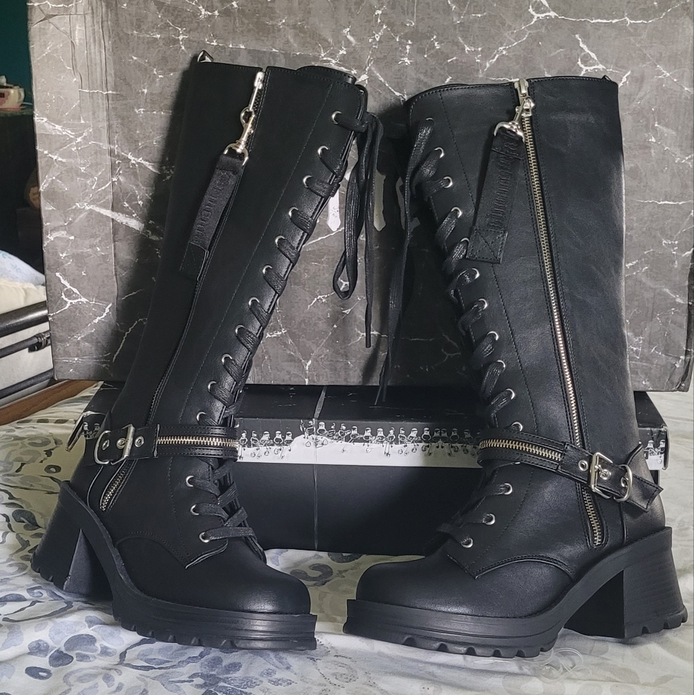 New in box Demonia Bratty 206 boots. - Picture 3 of 10